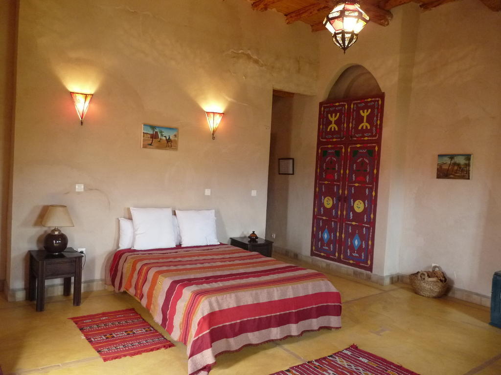 Hotel Kasbah Timdaf Demnate Habitación foto